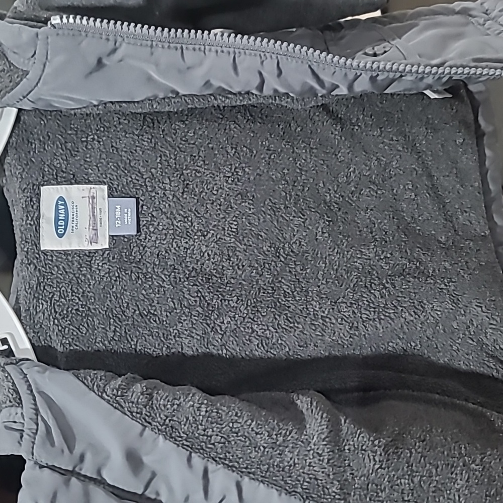 OLD NAVY/ Garanimals Kids Quilted Grey Hoodie Jacket And Sweater Size 12-18M, 2T - Picture 6 of 13